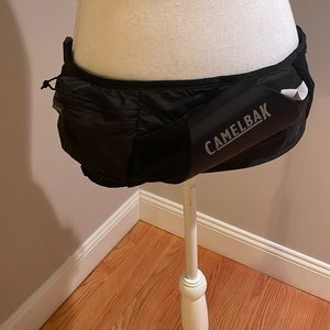 FLASH CAMELBACK FANNY DRINK HOLDER